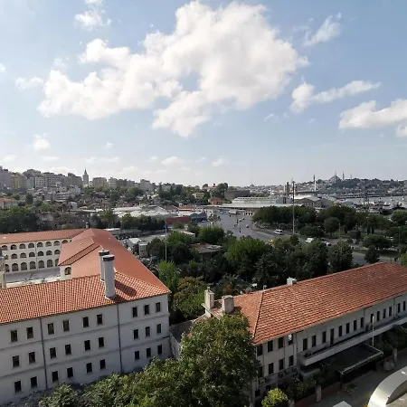 Deniz Palace فندق 3*