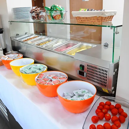 Deniz Palace فندق 3*